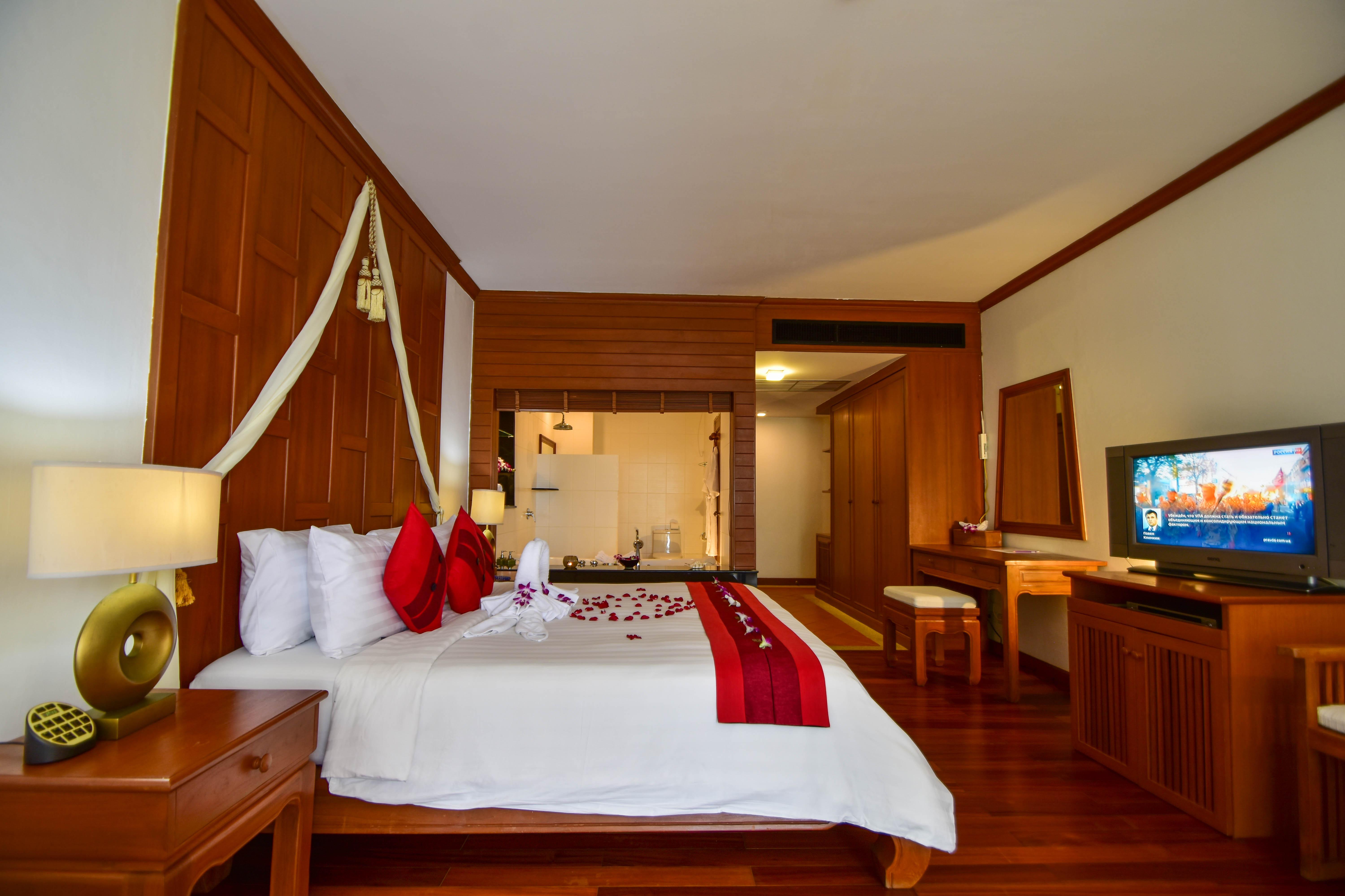 Layalina Hotel Kamala Beach Esterno foto