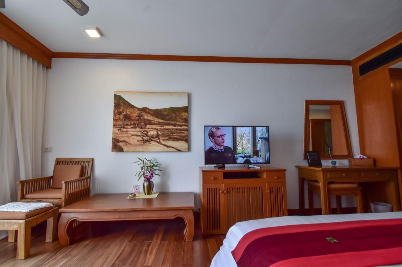 Layalina Hotel Kamala Beach Esterno foto